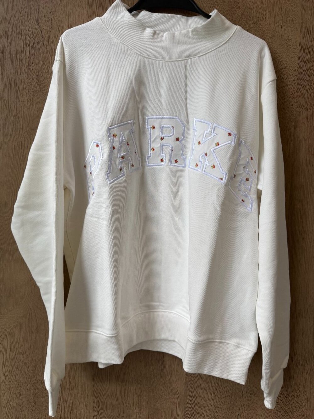 🤍 PARKE White Floral Letter Sweatshirt BACK TO SCHOOL